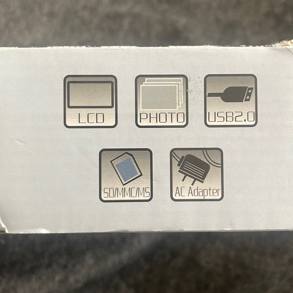 Digital Photo Frame - Picture 3 of 6